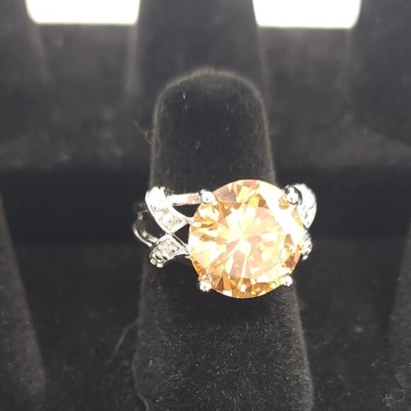 Round Cut Champagne Ring Gift Silver Cubic Zirconia Detail Women's Size 6 NWT - Picture 7 of 11